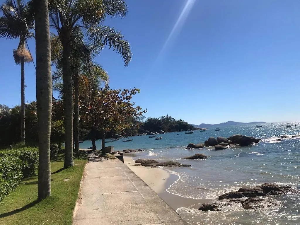 Quarto em Acomodações Particulares Paraíso, conforto, mar e natureza Apartamento Porto Belo